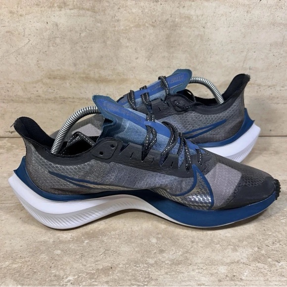 Nike Athletic Shoes - Gray, Blue, Silver - Picture 5 of 9